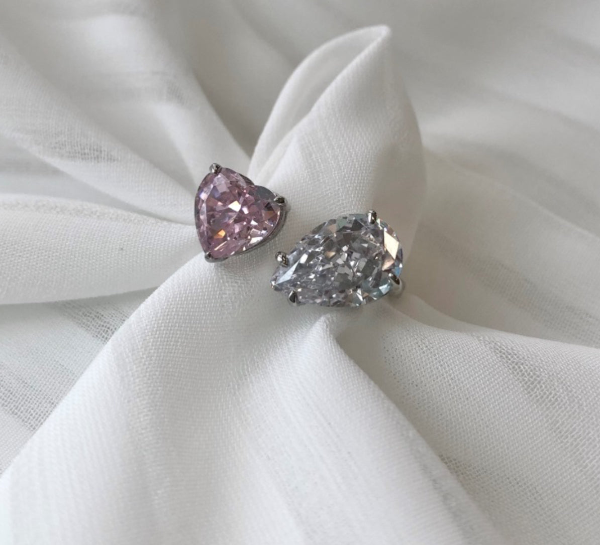 Adjustable Pink Heart x Pear cut Ring